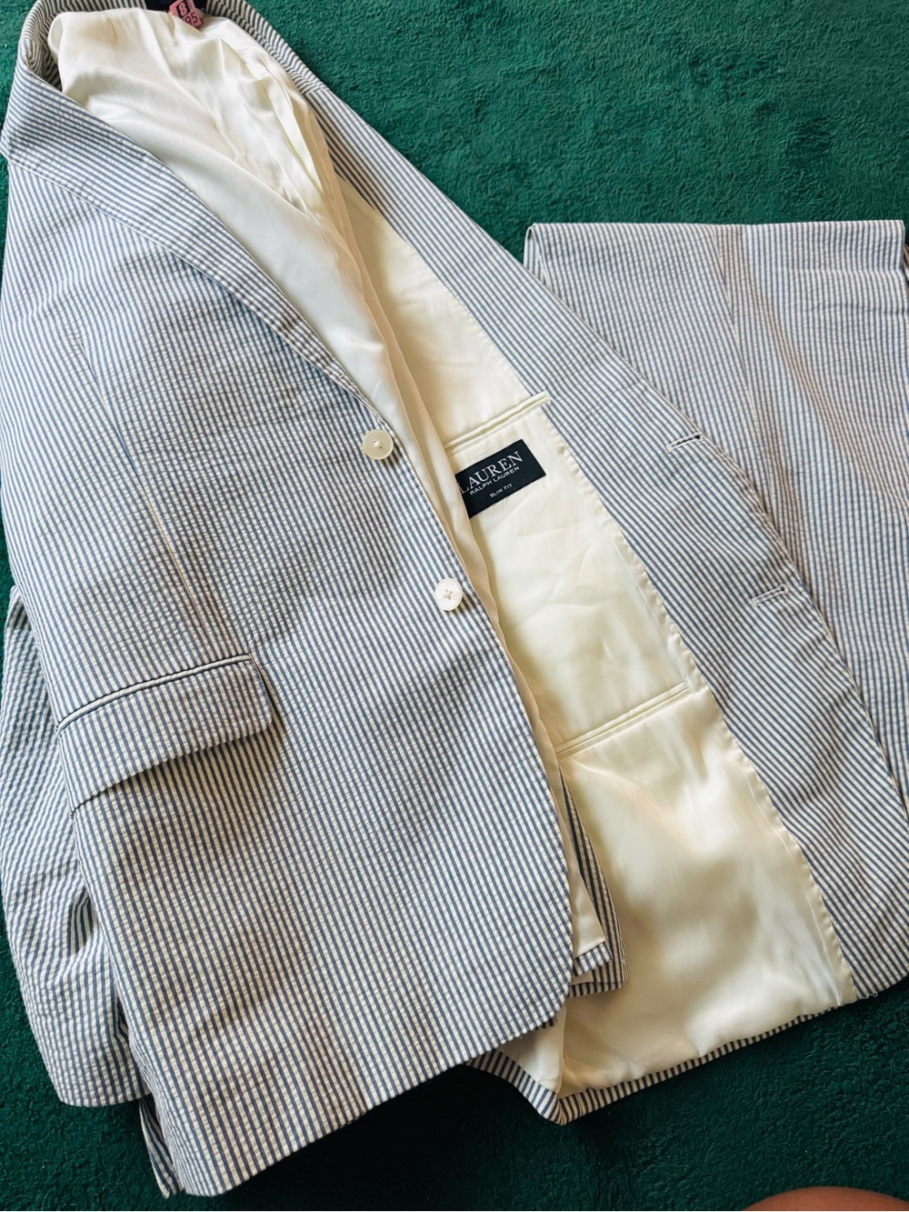 Ralph Lauren Blue & White Seersucker Men’s Suit (blazer: 46R slim fit)